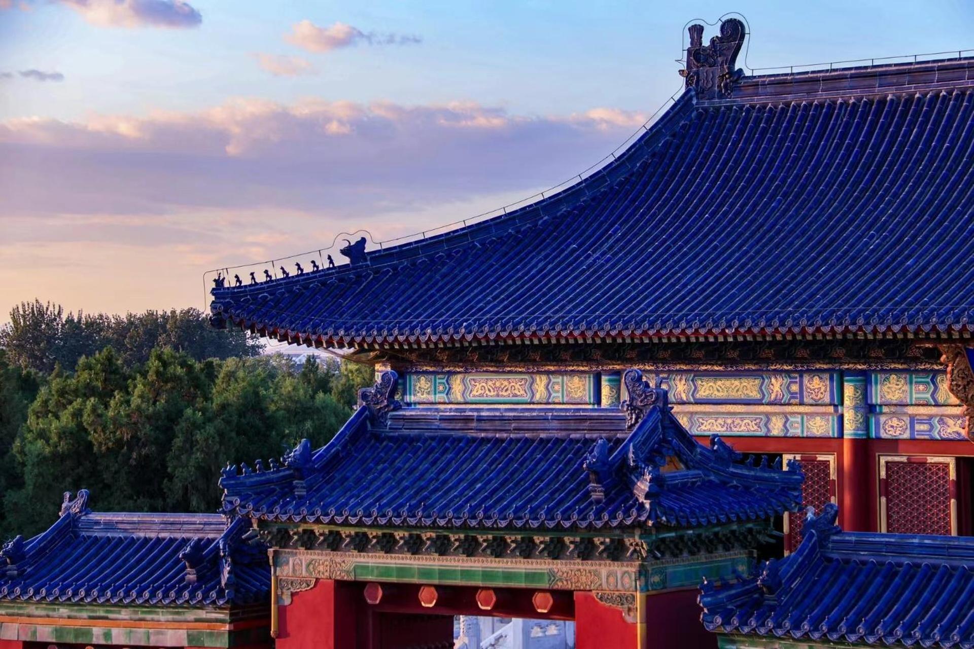 East Sacred Hotel ᴸᴱo---Foreign Accept---Tourism Service English-Speaking 丨 Near Tiananmen Forbidden City丨very Close To Metro Zhangzizhong And Beixinqiao 丨european Foot Ball English丨free Advance Tickets And Laundry Drying Service Coffee Snacks Pequim Exterior foto