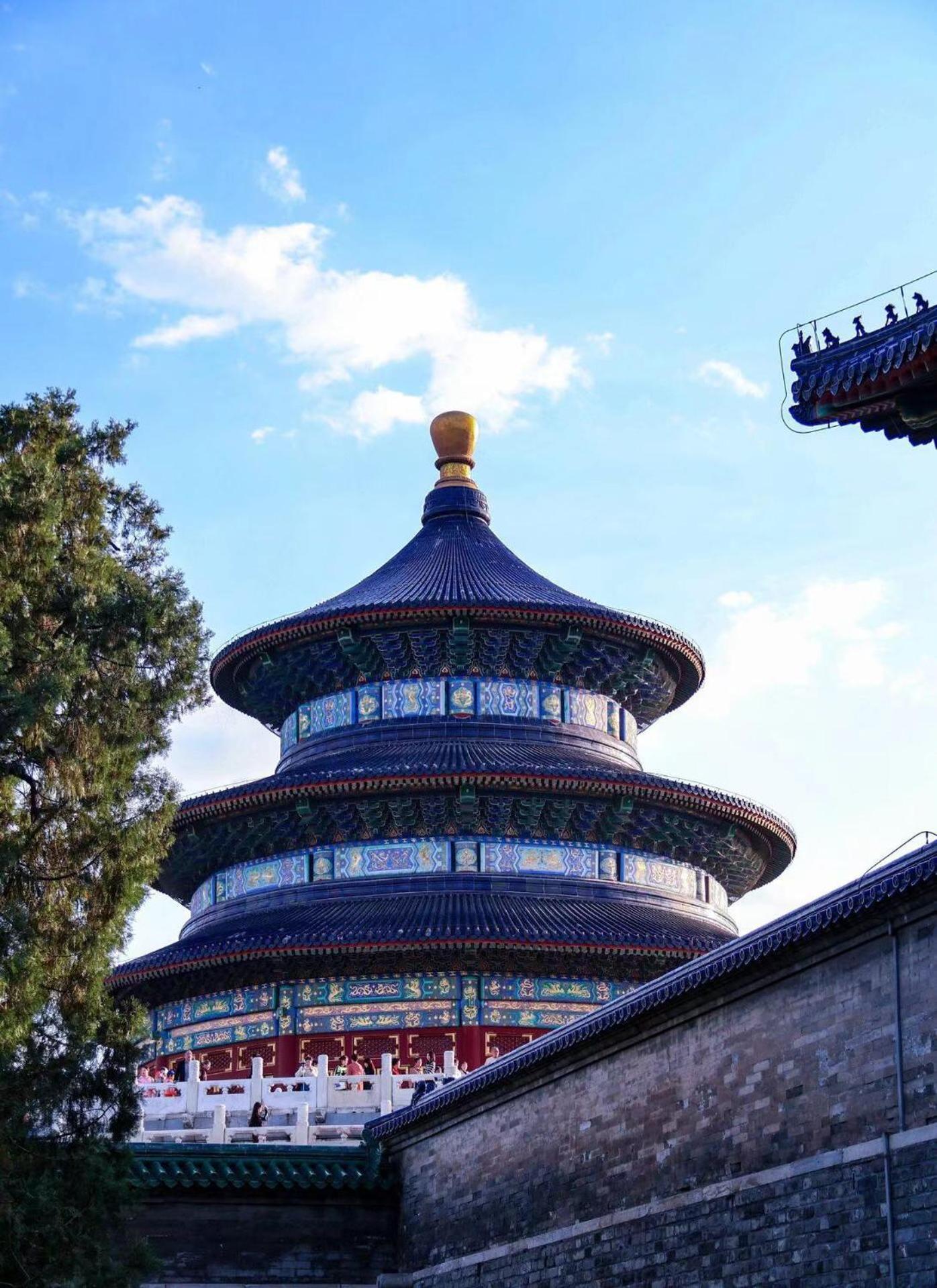 East Sacred Hotel ᴸᴱo---Foreign Accept---Tourism Service English-Speaking 丨 Near Tiananmen Forbidden City丨very Close To Metro Zhangzizhong And Beixinqiao 丨european Foot Ball English丨free Advance Tickets And Laundry Drying Service Coffee Snacks Pequim Exterior foto