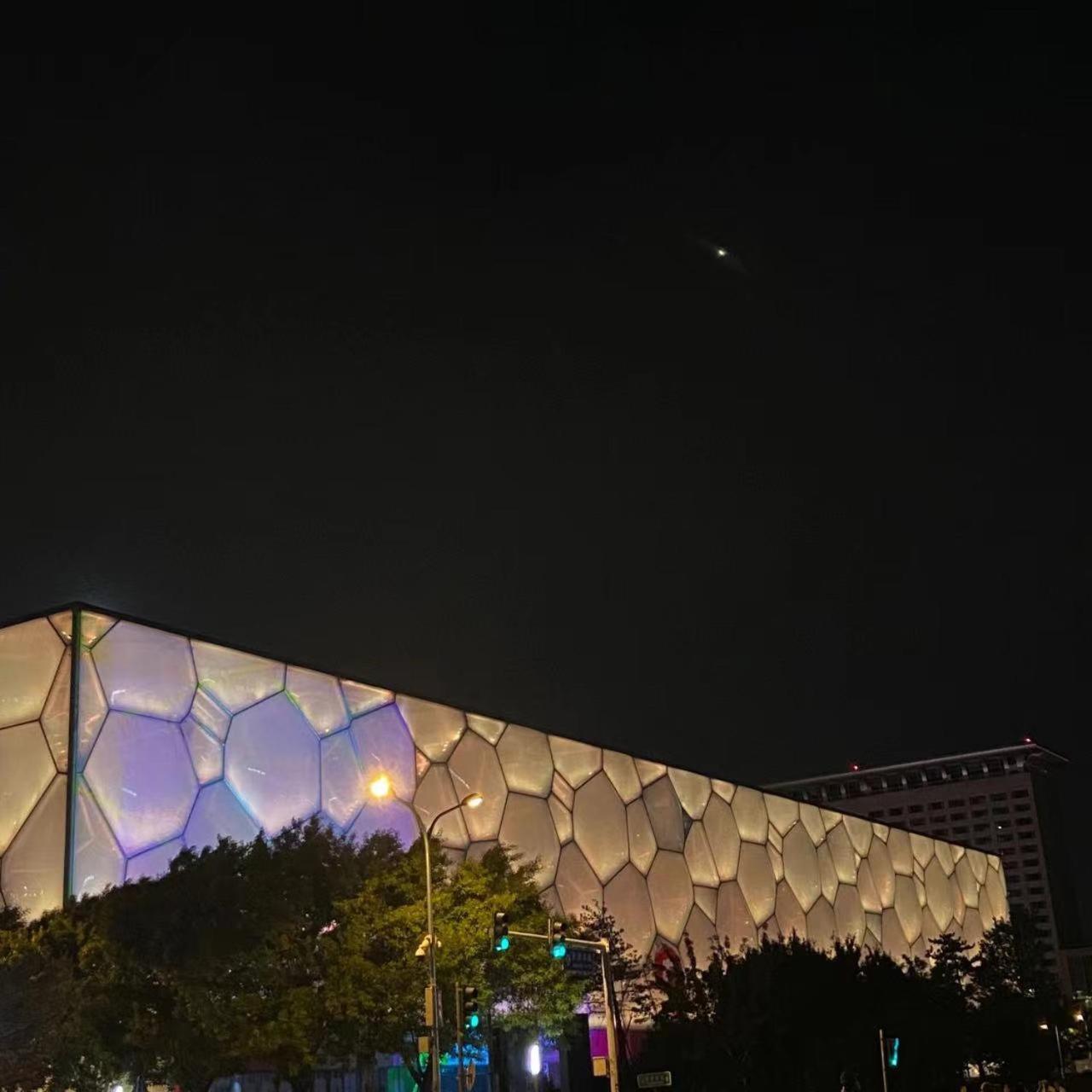 East Sacred Hotel ᴸᴱo---Foreign Accept---Tourism Service English-Speaking 丨 Near Tiananmen Forbidden City丨very Close To Metro Zhangzizhong And Beixinqiao 丨european Foot Ball English丨free Advance Tickets And Laundry Drying Service Coffee Snacks Pequim Exterior foto